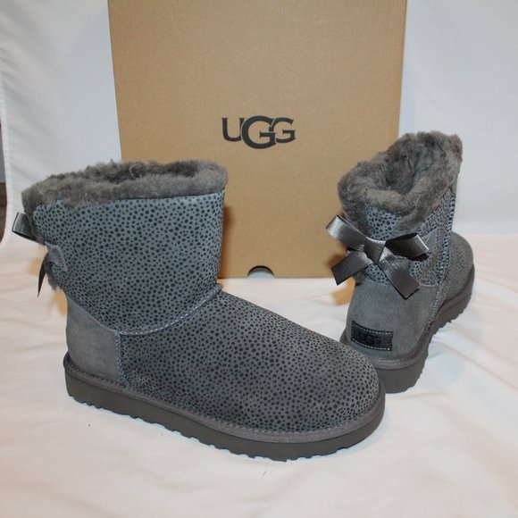 NIB UGG WOMEN'S CHEETAH BAILEY BOW MINI SUEDE SHEARLING LINED ANKLE BOOT… - Picture 8 of 8